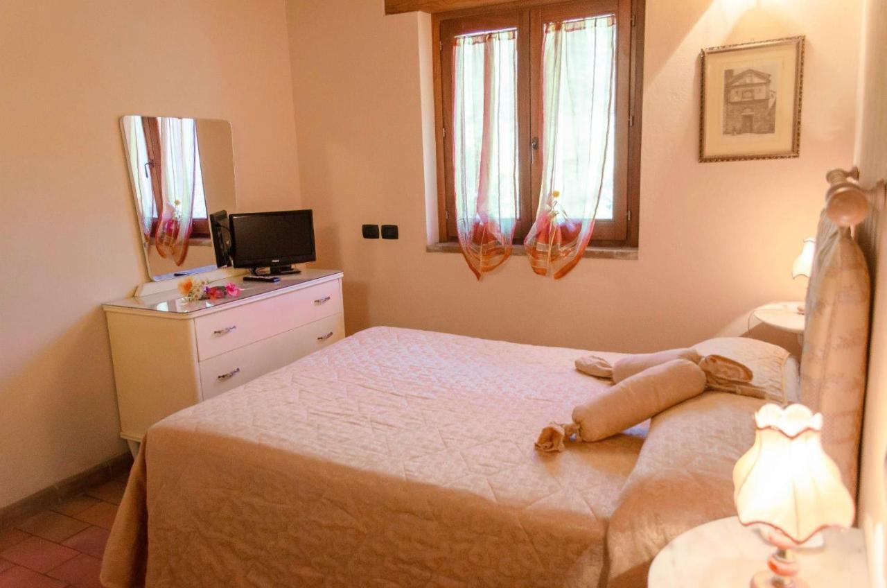 Agriturismo Pompagnano エクステリア 写真