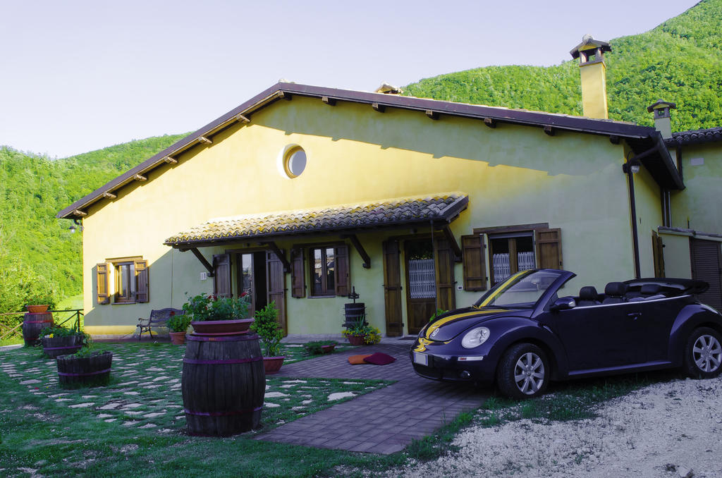 Agriturismo Pompagnano エクステリア 写真
