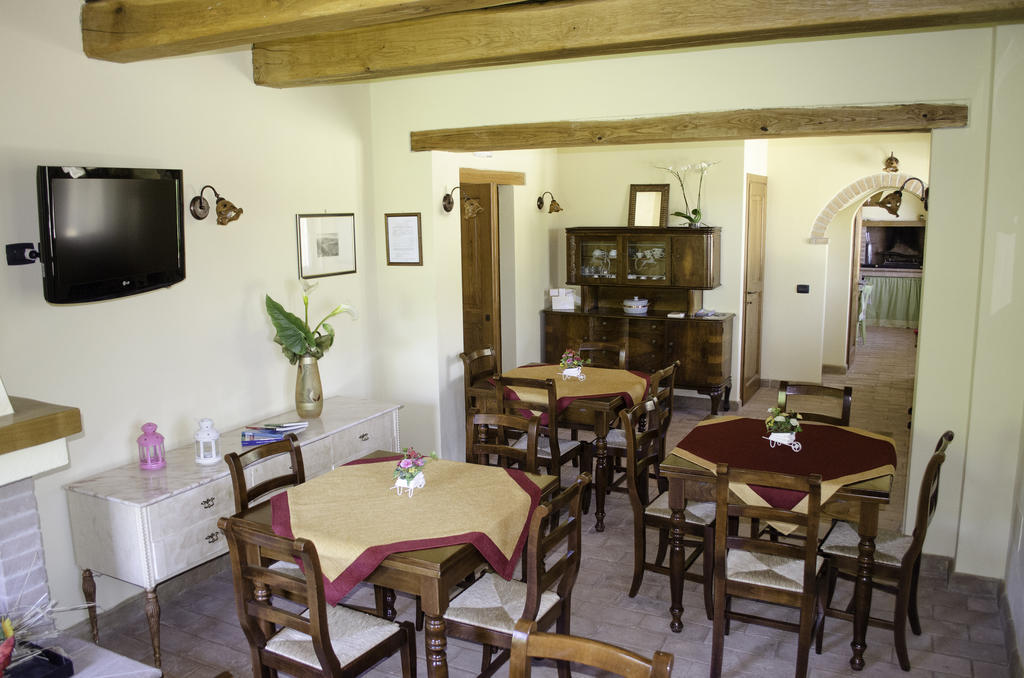 Agriturismo Pompagnano エクステリア 写真